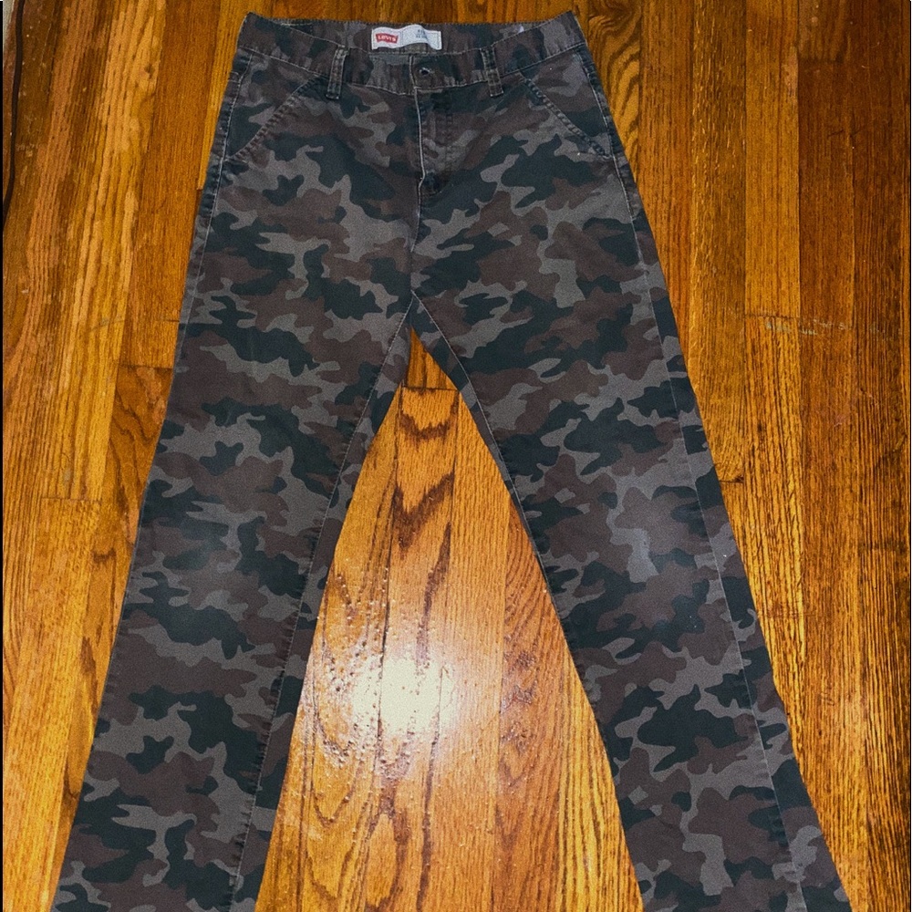 Levi’s 511 slim.